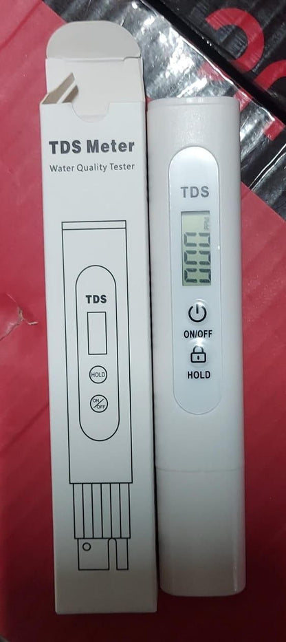 TDS Meter, Electronic Water Tester with 0-9990 PPM Measurement Range, Hand Held Digital Water Test Pen for Farming, Aquariums, Pools, Household Drinking Water
